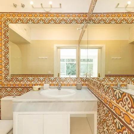Pasaje Mallol Penthouse By Valcambre